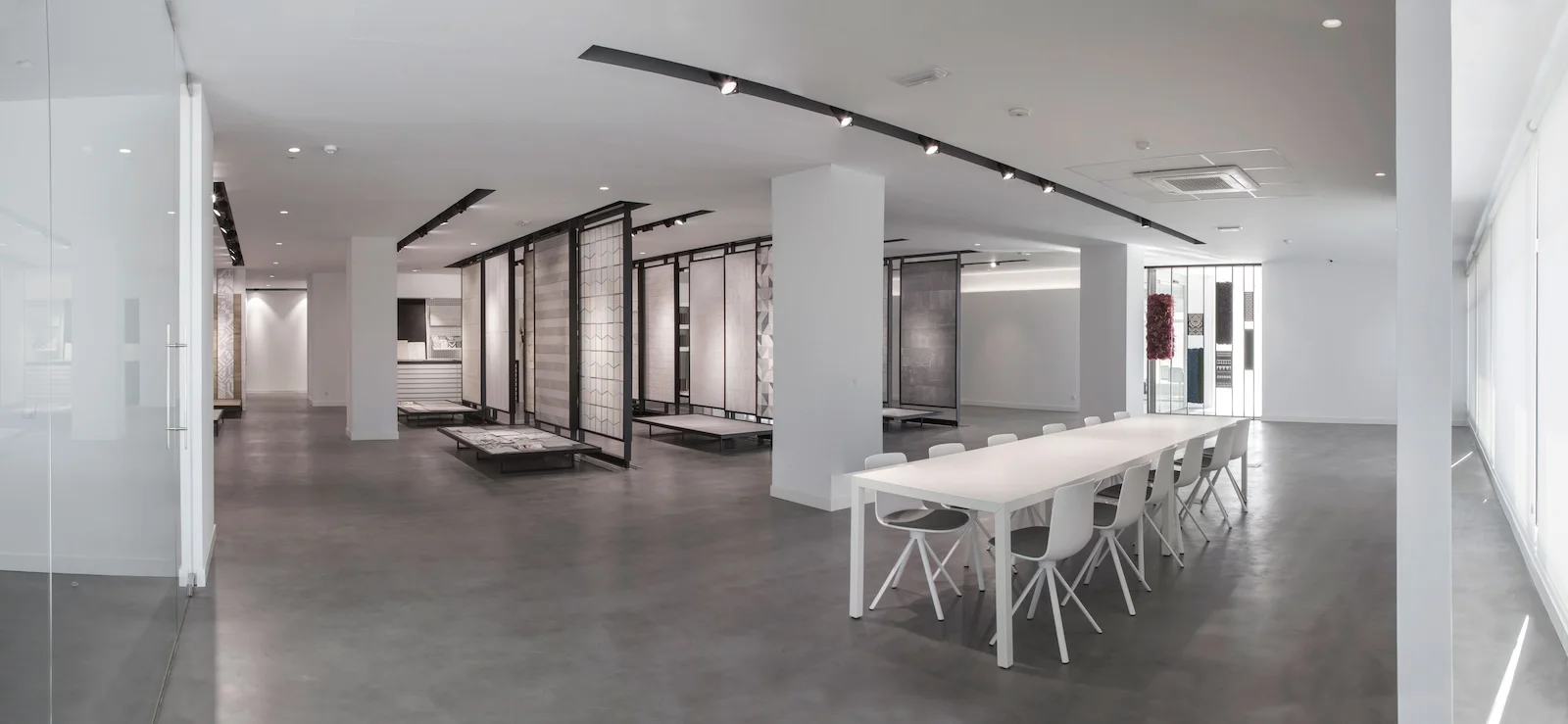 Gayafores Showroom · Photo 12