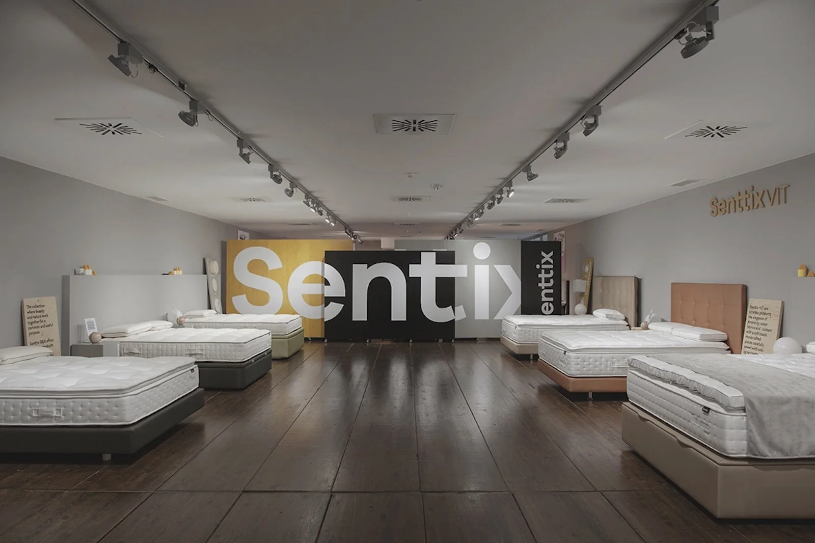 Senttix Showroom