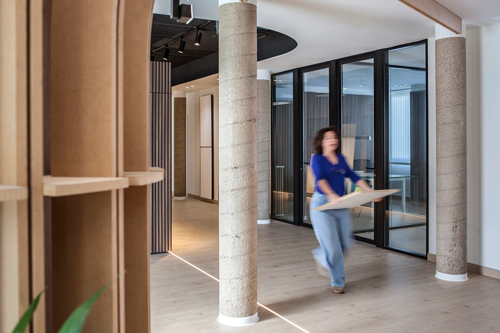 Showroom MDEC · Photo 39